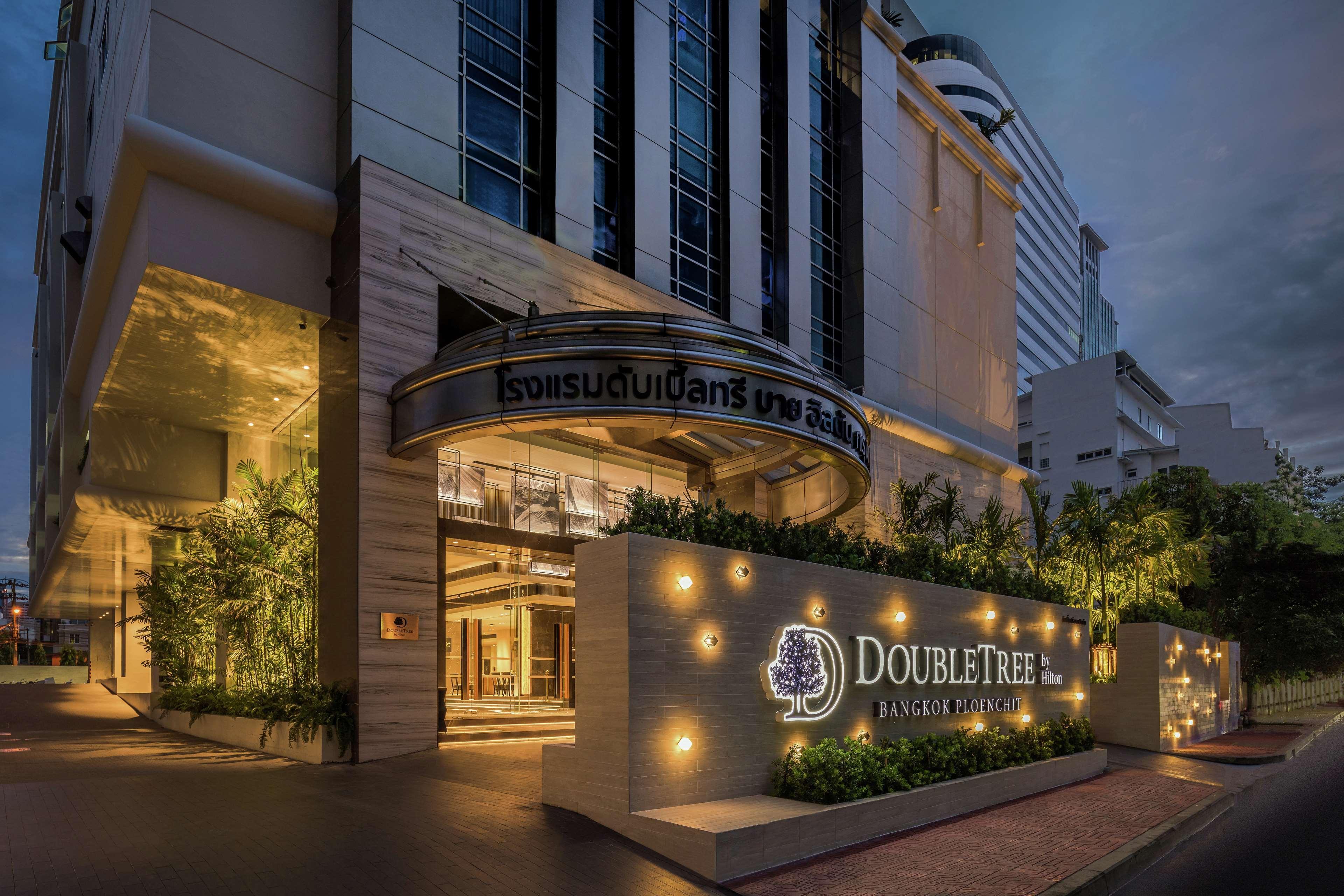 Hotel Doubletree By Hilton Bangkok Ploenchit Exteriér fotografie